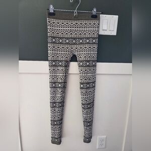 Ardene Kids Geometric Leggings - Black and White